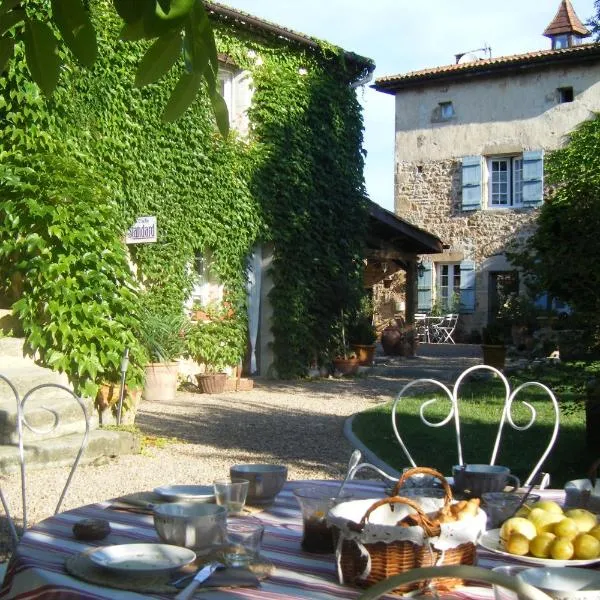 Le Clos Goëlle, hotel in Glaine-Montaigut