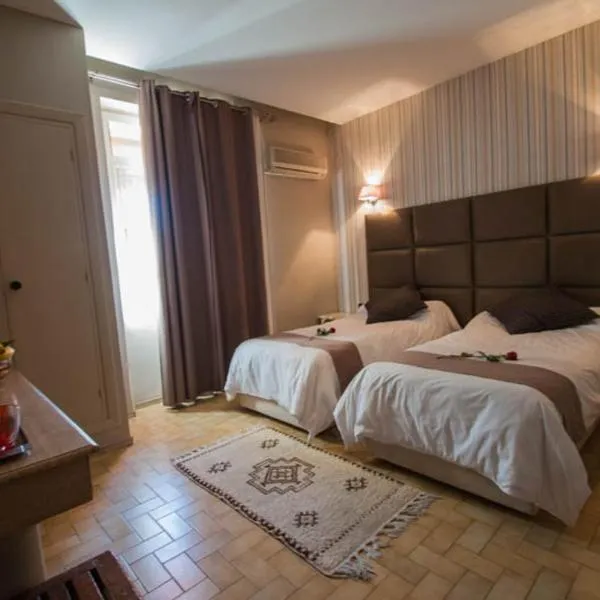Hotel De La Paix, hotel in Fès