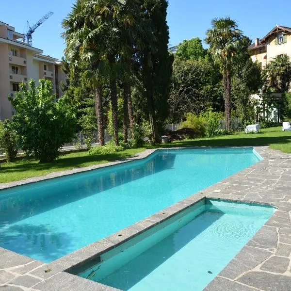 Hotel Villa Selva, מלון בBironico