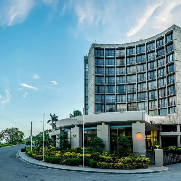 Crown Hotel, hotel din Port Moresby