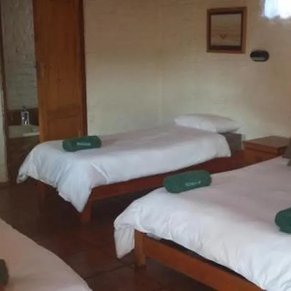 Old Transvaal Inn Accommodation, hotel a Dullstroom