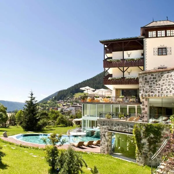 ロマンティック ホテル ポスト（Romantik Hotel Post）、ノーヴァ・レヴァンテのホテル