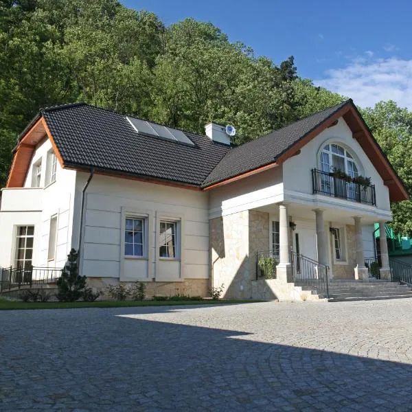 Villa Julia, hotel in Krakow
