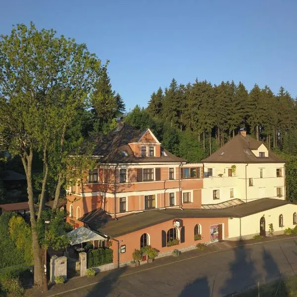 Pension Ayky, ξενοδοχείο σε Jablonec nad Nisou