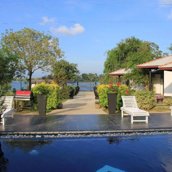 Flower Garden Lake Resort, hotel v destinaci Tissamaharama