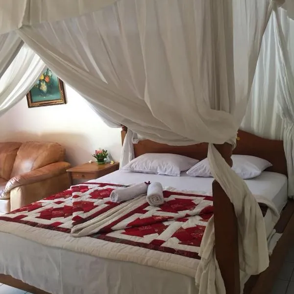 Barclona Guesthouses Lovina: Pabean Buleleng şehrinde bir otel