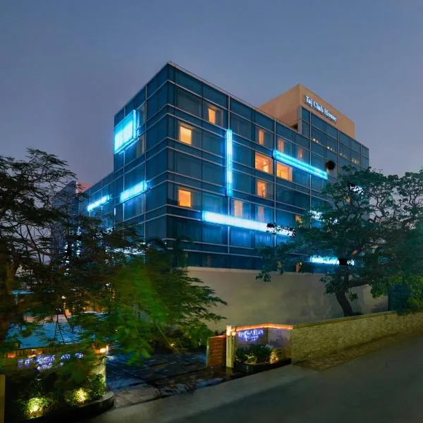 Taj Club House – hotel w mieście Ćennaj