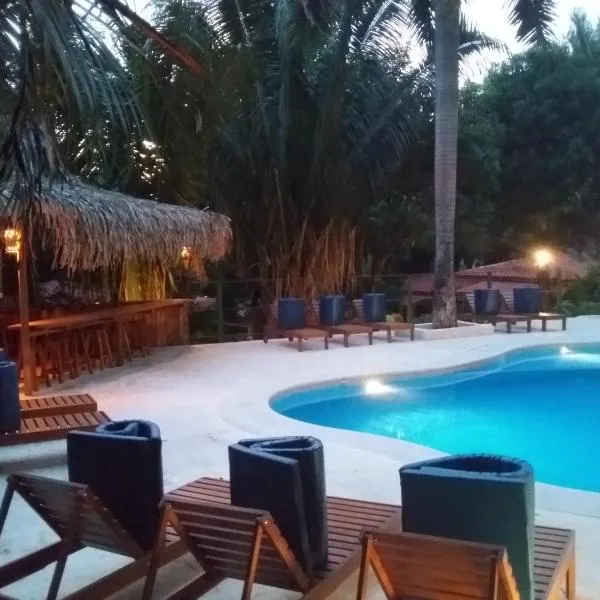Esencia Hotel and Villas, hotel in Santa Teresa Beach