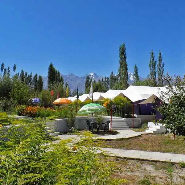 Tiger Camp Nubra, hotel en Charāsa