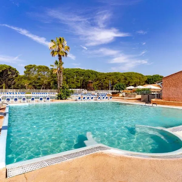 Parc Saint James Oasis Village, hotel a Puget-sur-Argens