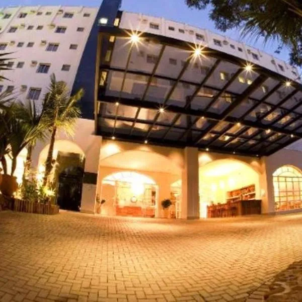 Beira Rio Palace Hotel, hotel v destinaci Piracicaba