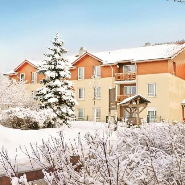 Azureva Métabief – hotel w mieście Métabief