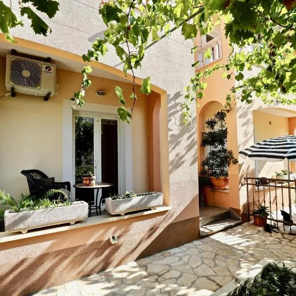 Apartmani Vuljan, hotel v destinaci Sućuraj