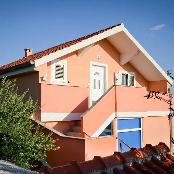 Apartment Olive, hotel em Ljubač