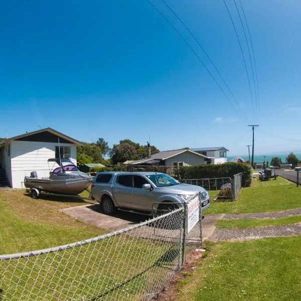 Coromandel Coast Haven, hotel in Tapu