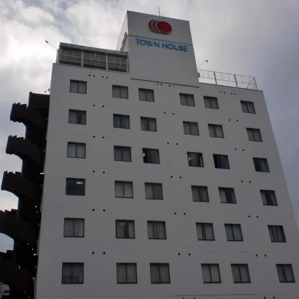 Tsuyama Central Hotel Townhouse, hotel v destinaci Tsuyama