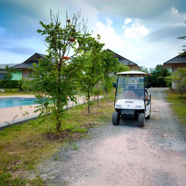 Mae Faek Villas, hotel in San Sai