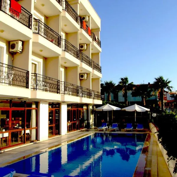 Albayrak Hotel、Ildirのホテル