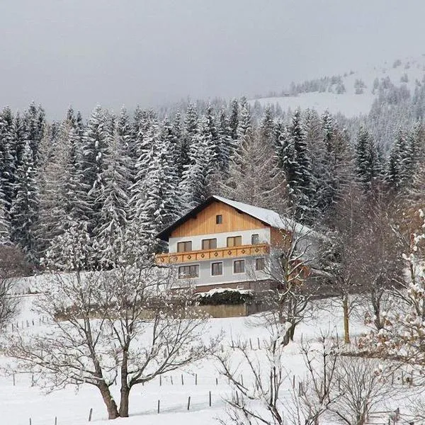 Ferienwohnung Greim, hotel u gradu Winklern bei Oberwölz