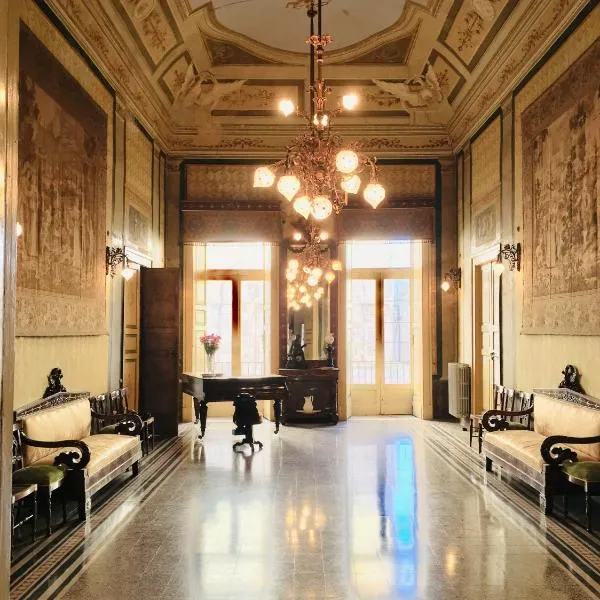 Palazzo Framarino dei Malatesta - Noble Floor - XIV Century, hotel a Giovinazzo