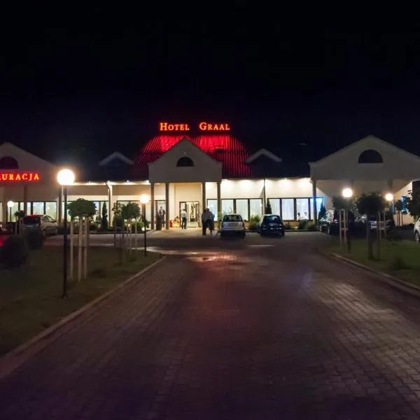 Restauracja Hotel Graal, hotel em Gdów