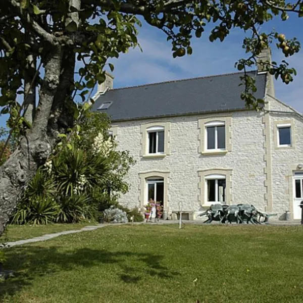 Maryse et Jean-Pierre, hotel di Longues-sur-Mer