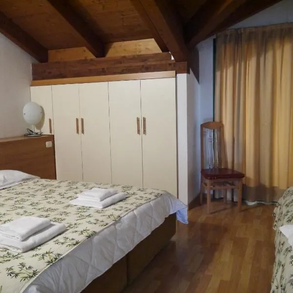 Hotel Oasi, hotel em Muggia