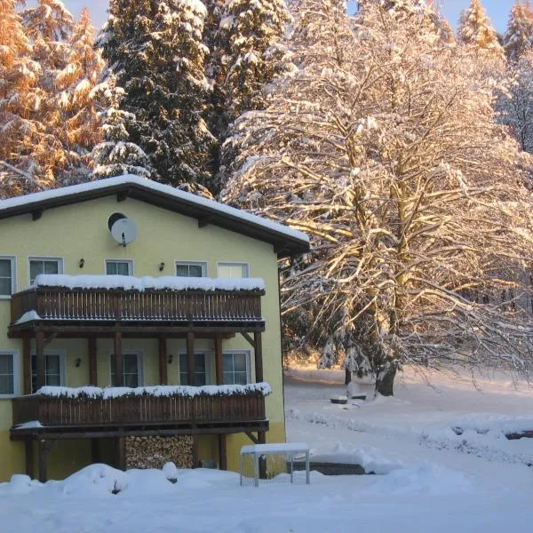 Feriendorf Waldfrieden, отель в Зуле