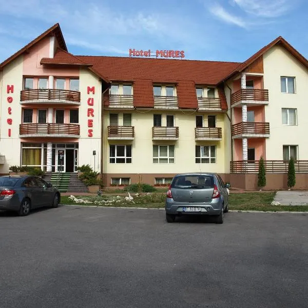 Hotel Mures, hotel a Topliţa