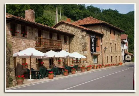 Posada Maximo, hotel in Llánaves de la Reina