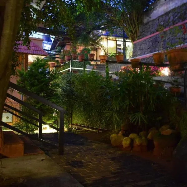 Shamrock Holiday Home, hotel v destinácii Munnar