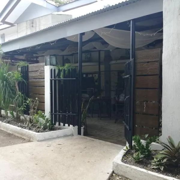 Cozy Inn Mactan, hotel a Mactan