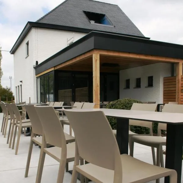 Quarante Cinq, hotel v destinaci Evergem