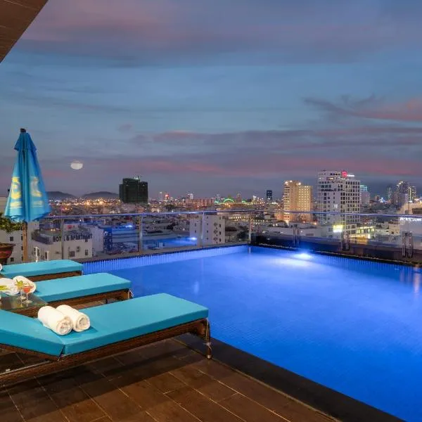 Sana Da Nang Beach Hotel, hotel en Da Nang
