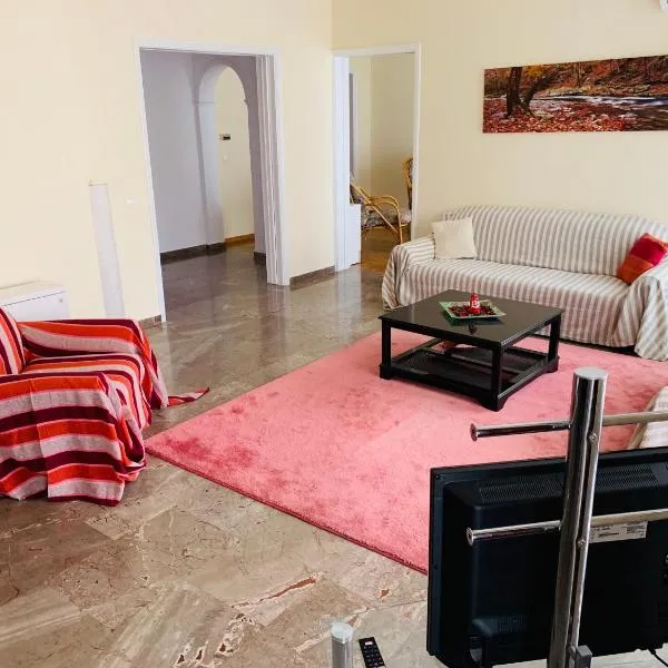 Apartment in Markopoulo center, hotel in Markopoulo