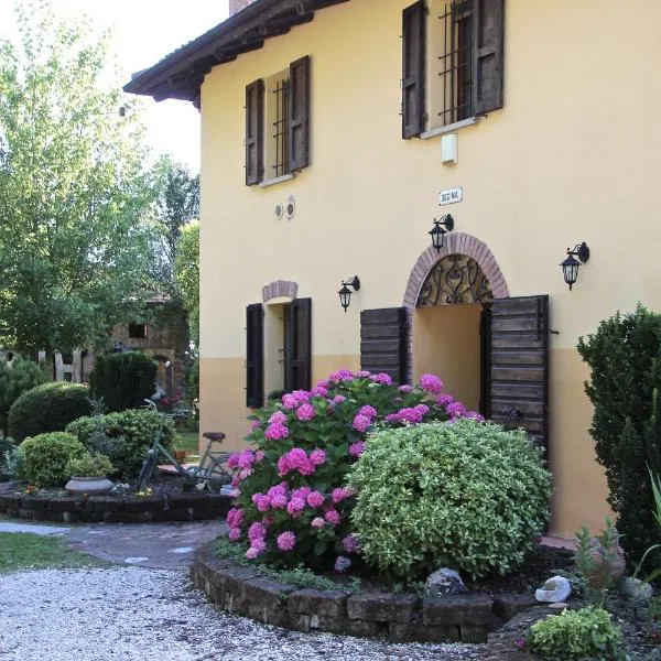 Casale la Decima, hotel v destinaci Budrio