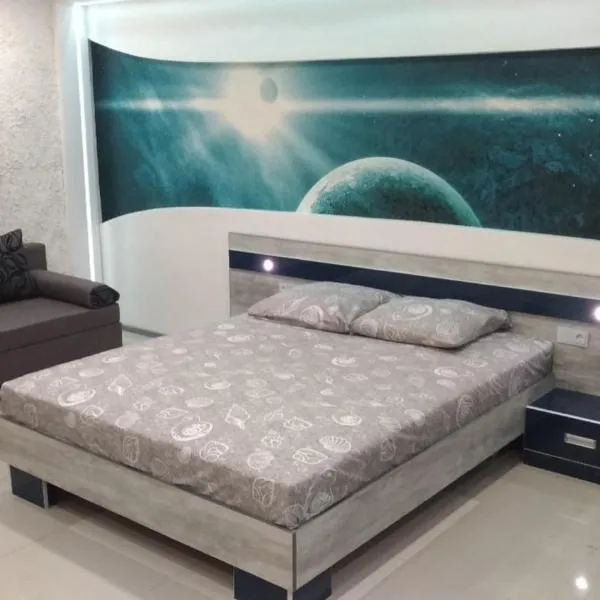 Falcon-X apartment, hotel in Mykolaiv