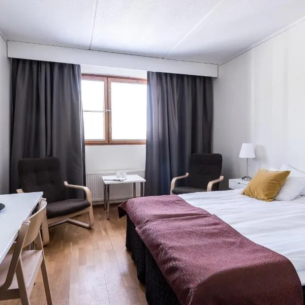 Hotel Hermica, hotel u gradu 'Lempäälä'