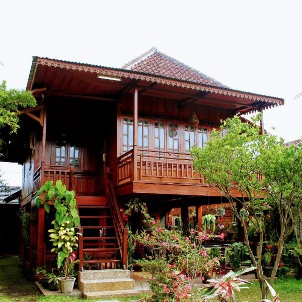 Oemah Kajoe Lembang, hotel di Lembang