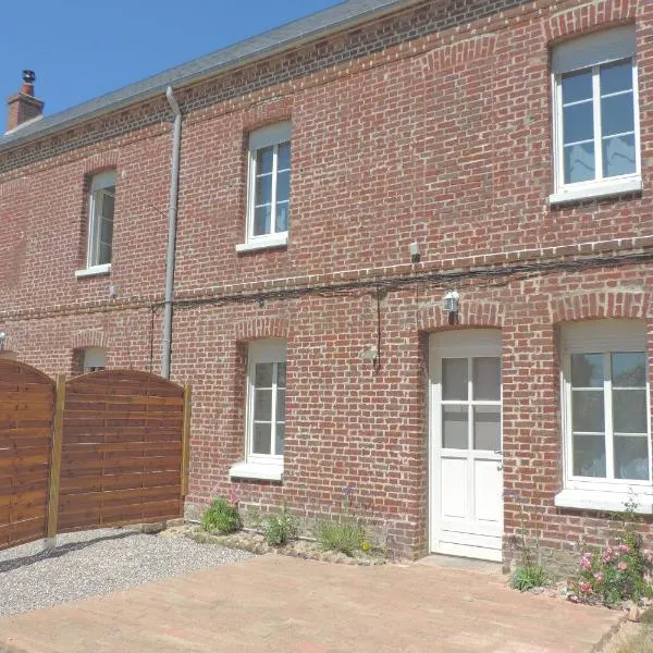 Belval Cottages, hotel in Bénouville