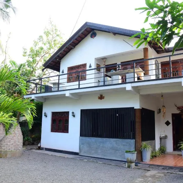 Airport Tourist Hostel, hotel v destinaci Katunayaka
