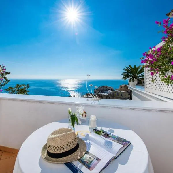 Villa Yiara – hotel w mieście Positano