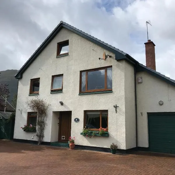 The Woolly Rock, hotel em North Ballachulish