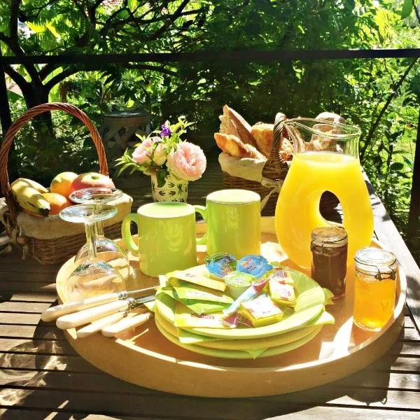 Bed & Breakfast Chambres d'hôtes COTTAGE BELLEVUE, hotel v Cannes