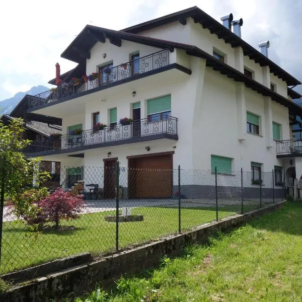 Appartamento Mariuccia, hotel em Dosoledo