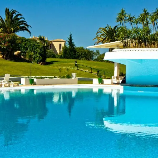 Vila Marachique Torralvor, hotel v destinaci Alvor