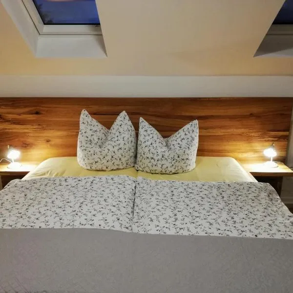 Landgasthof "Zur Linde", hotel v destinaci Dreba