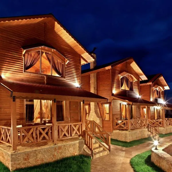 Feggarognemata Suites, hotel v destinaci Ano Trikala