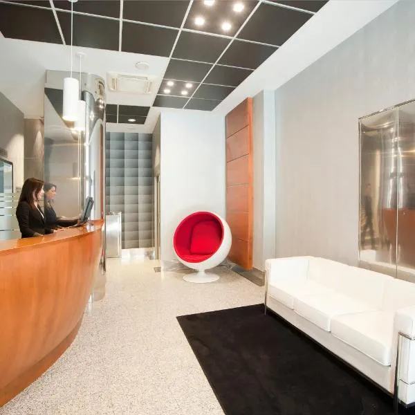 Hotel Longoria Plaza by Pandora Hoteles, hotel in Oviedo