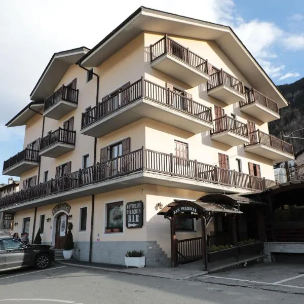 Hotel Ristorante Château, hotel v destinaci Aymavilles